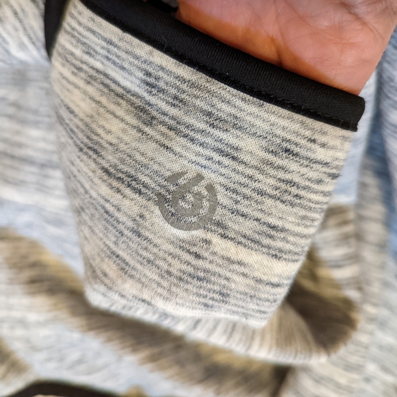 C9 by Champion gray and black zip up hoodie size 8-10 - Picture 3 of 4